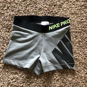 Nike Pro Women’s Small Athletic Shorts